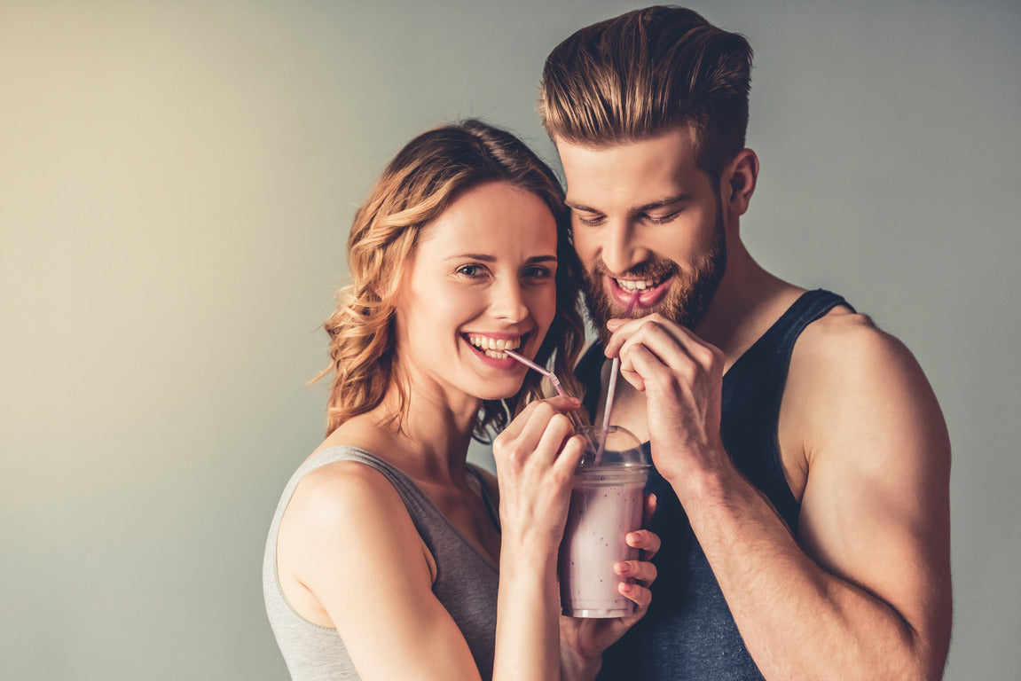 Couple drinking healthy drink